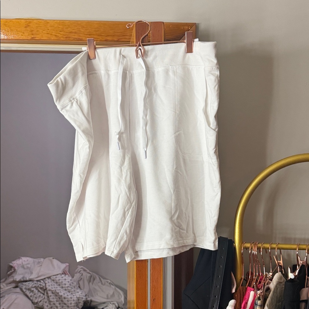 Athletic Works Women's Cream Athletic Shorts